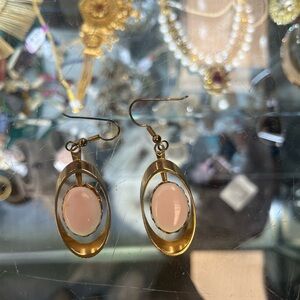 Elegant Gold and Pink Oval Earrings